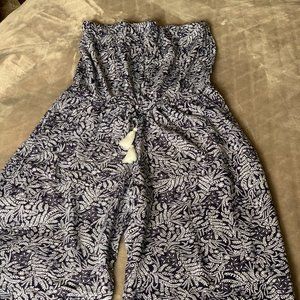 Aakaa Clothing Dark blue and off-white jumpsuit